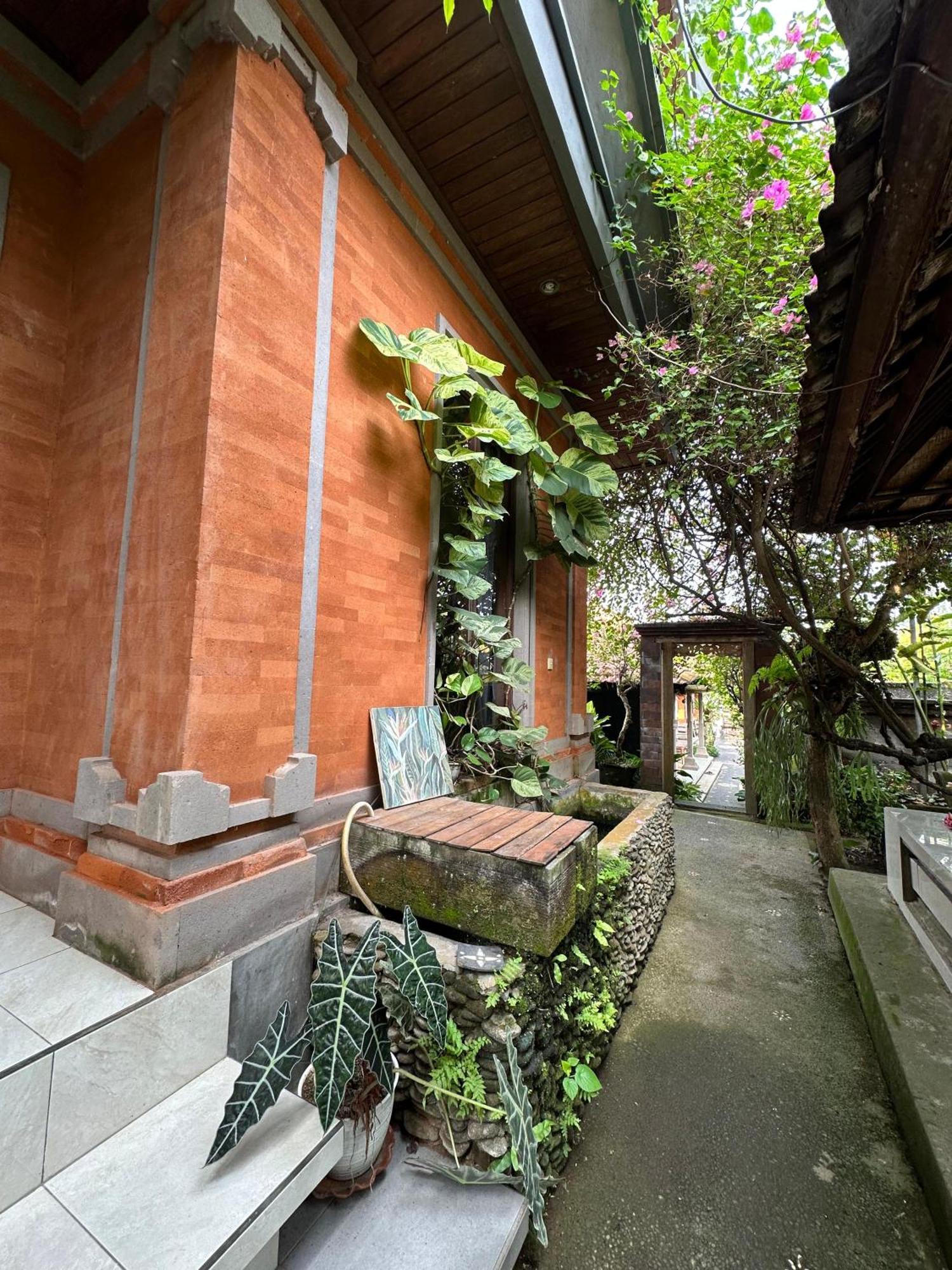 Hotel Tagel Karsa House Ubud Esterno foto